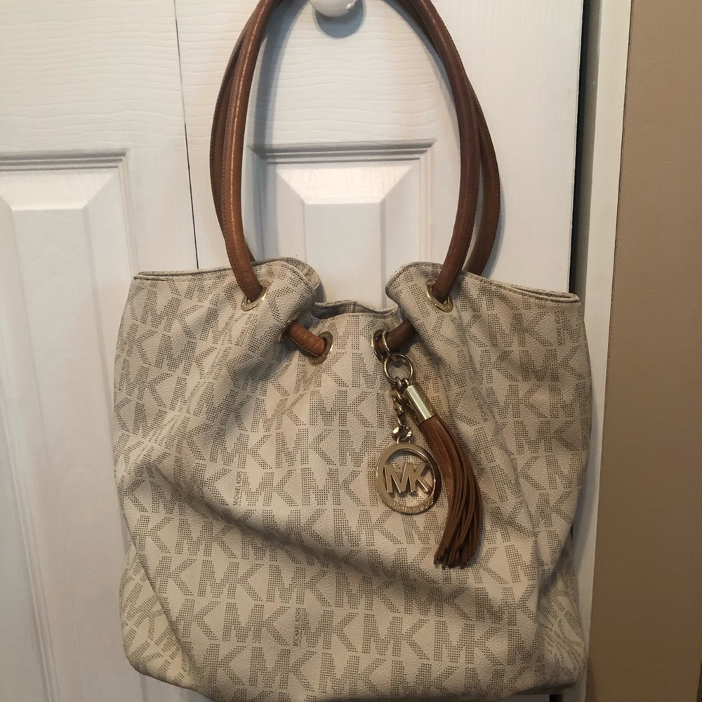 Michael Kors Bag - EUC
